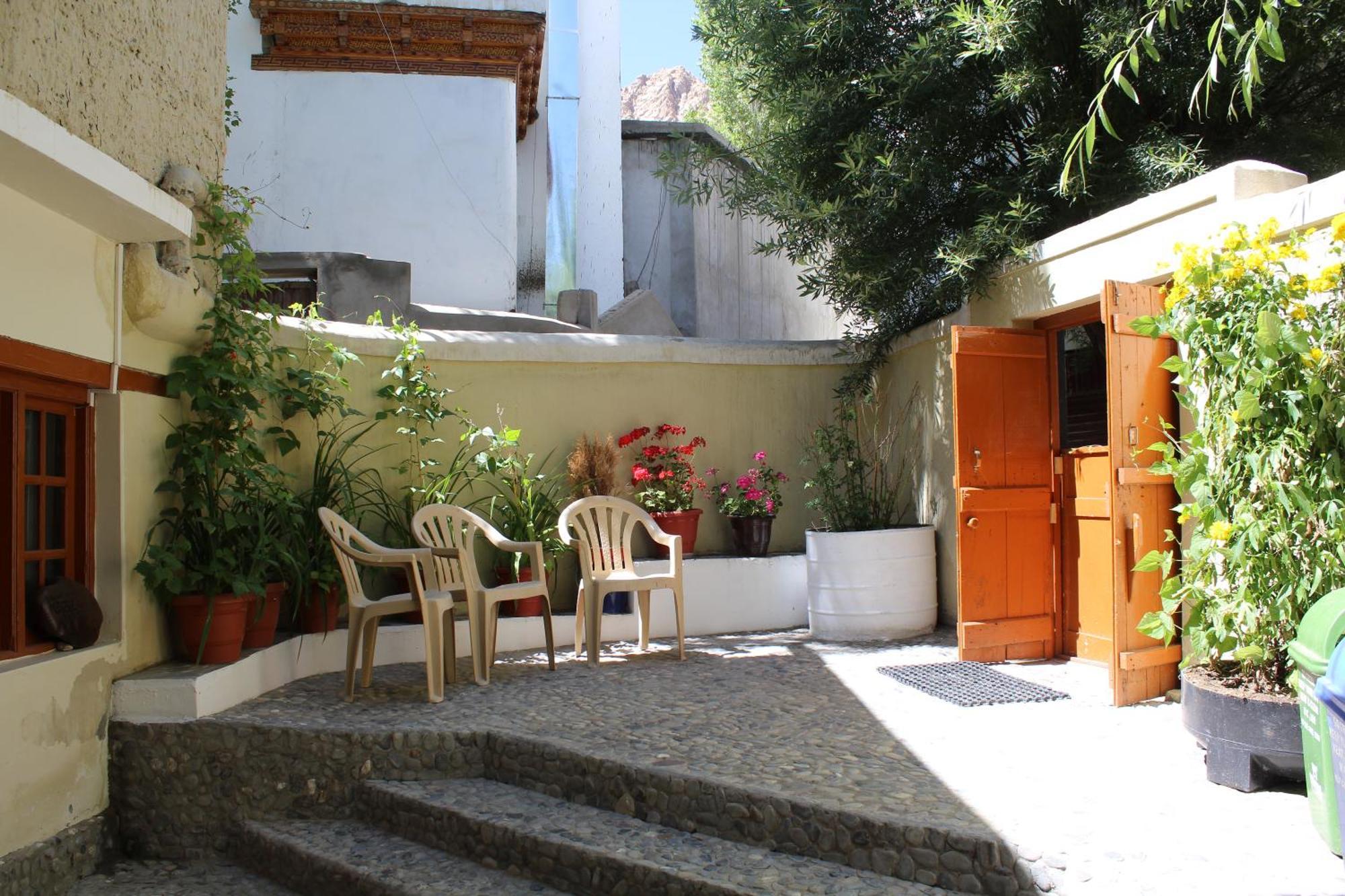 Karma Lodge Leh Exterior foto