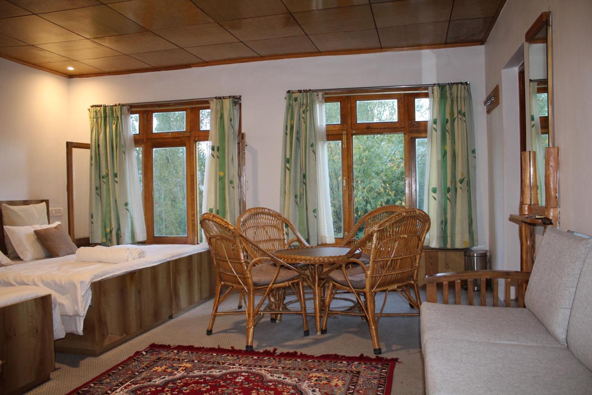 Karma Lodge Leh Exterior foto